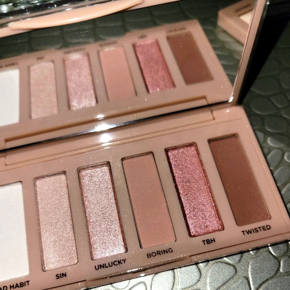 Bundle Urban Decay Naked Sin SMILE Mini Palettes - Picture 7 of 8
